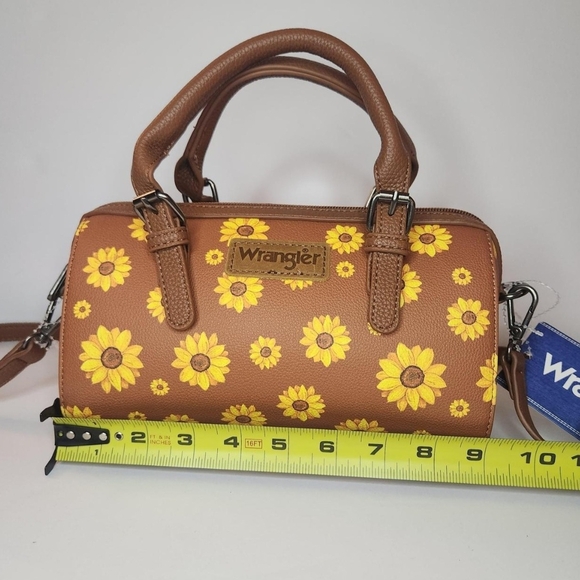 Wrangler Brown Sunflower Barrel Bag - Picture 6 of 7